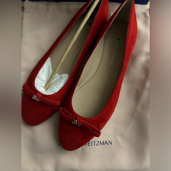 NEW Stuart Weitzman Jodie Red Suede Bow Flat, US Size 8 MSRP $350 - Picture 3 of 6